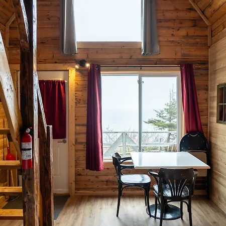 Auberge/Chalet Griffon Aventure L'Anse-au-Griffon Exterior photo